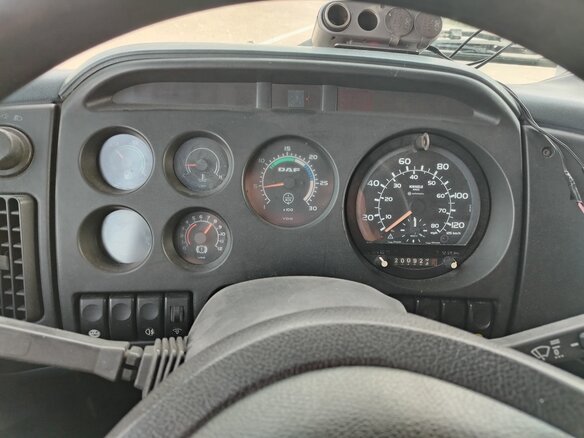1998 DAF 95XF, белый, 895000 рублей - вид 20