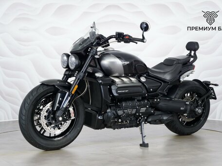 2021 Triumph Rocket 3, чёрный, 1899000 рублей, вид 3