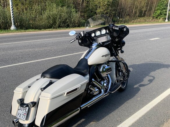 2015 Harley-Davidson Street Glide Special, белый, 1000000 рублей - вид 1