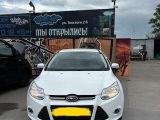 2011 Ford Focus III, белый, 800000 рублей, вид 4