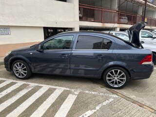 2010 Opel Astra H Рестайлинг, синий, 490000 рублей, вид 4
