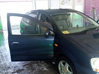 1999 Nissan Tino, синий, 350000 рублей, вид 2
