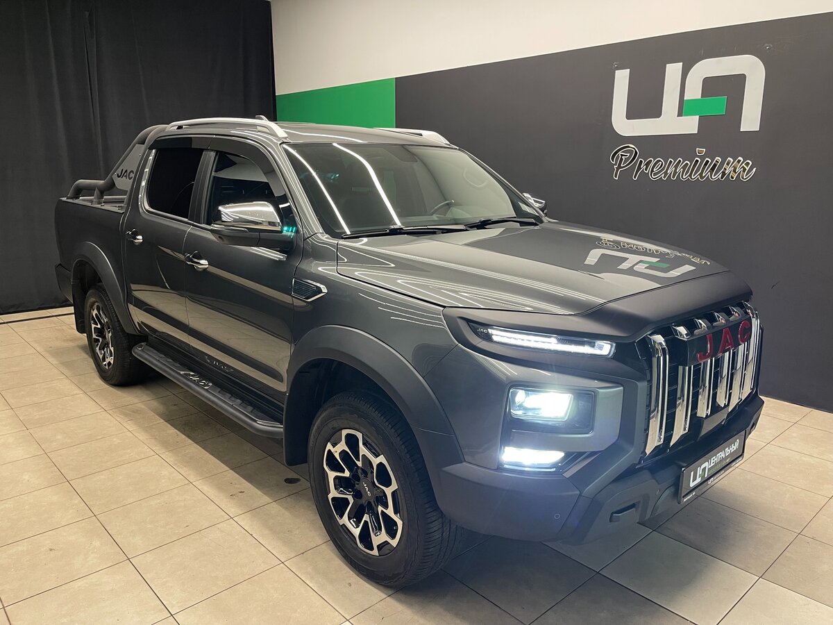 Открыть фотографии: JAC T9