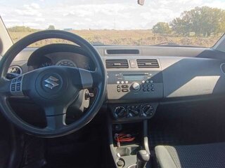 2006 Suzuki Swift AMT III, красный, 495000 рублей, вид 2