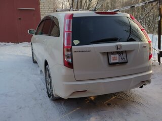 2009 Honda Stream II Рестайлинг, белый, 1243000 рублей, вид 3