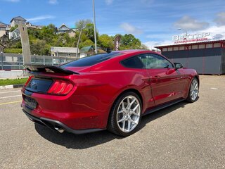 2021 Ford Mustang VI Рестайлинг, красный, 3900000 рублей, вид 5