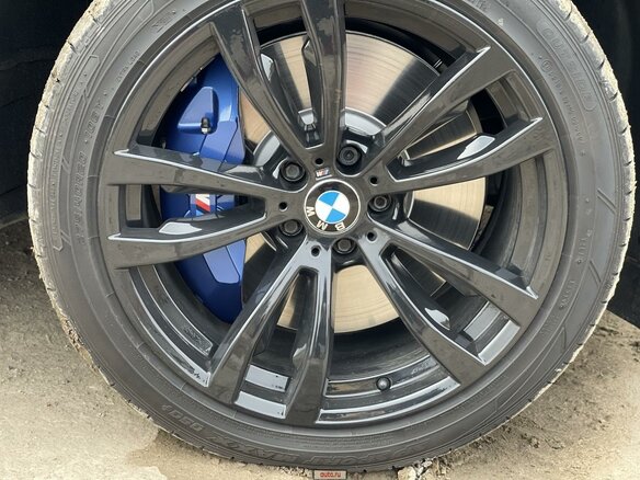 2017 BMW X5 40d III (F15), чёрный, 5500000 рублей - вид 3