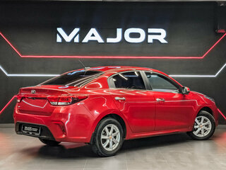 2017 Kia Rio IV, красный, 1315000 рублей, вид 5