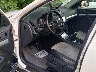 2012 Skoda Octavia Scout II (A5) Рестайлинг, белый, 990000 рублей, вид 5