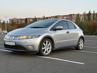 2008 Honda Civic VIII, серебристый, 830000 рублей, вид 2