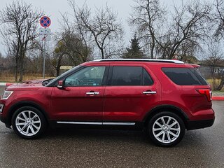 2015 Ford Explorer V Рестайлинг, красный, 2500000 рублей, вид 5