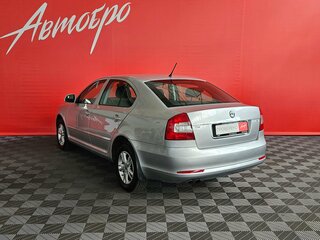 2013 Skoda Octavia II (A5) Рестайлинг, серебристый, 799000 рублей, вид 3