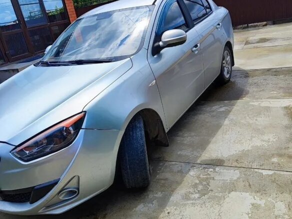 2014 FAW Oley, серебристый, 525000 рублей - вид 4