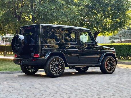 2026 Mercedes-Benz G-Класс AMG 63 AMG II (W465) Рестайлинг, чёрный, 32000000 рублей, вид 4