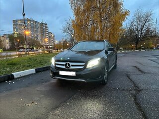 2015 Mercedes-Benz GLA 200 I (X156), чёрный, 2500000 рублей, вид 3
