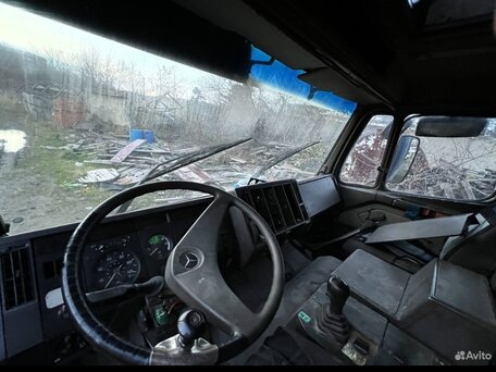 1990 Mercedes-Benz 1735, серый, 450000 рублей, вид 5