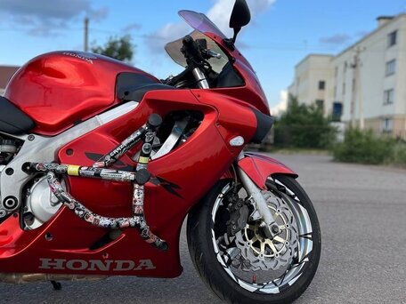 1999 Honda CBR 600F, красный, 330000 рублей, вид 1