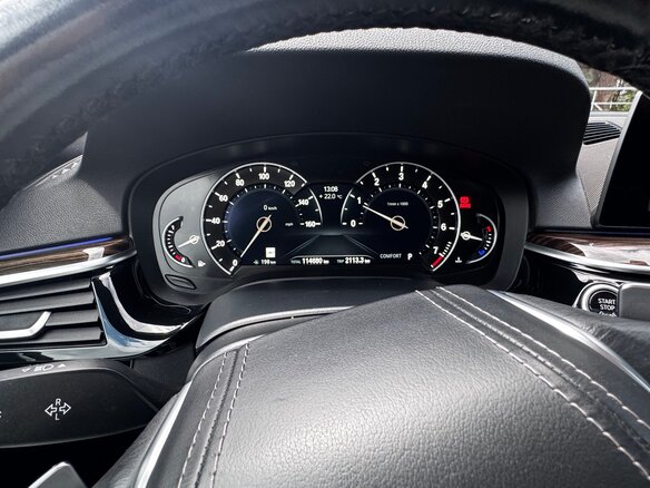 2018 BMW 5 серии 530i VII (G30/G31/G38), белый, 3390000 рублей - вид 17