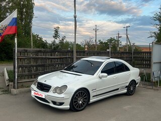2005 Mercedes-Benz C-Класс 230 II (W203) Рестайлинг, белый, 960000 рублей, вид 5