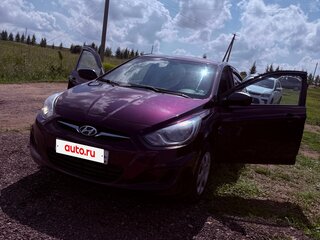 2011 Hyundai Solaris I, фиолетовый, 780000 рублей, вид 1