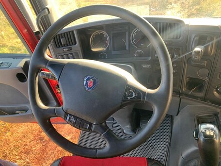 2011 Scania P-series, красный, 3170000 рублей, вид 4