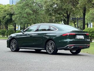 2026 Geely Emgrand III, зелёный, 1175000 рублей, вид 3