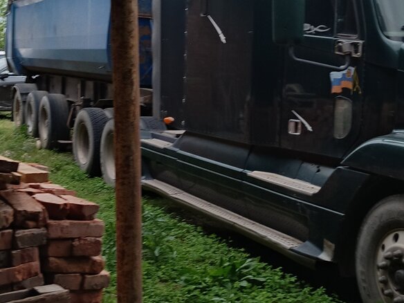 2003 Freightliner Century Class, зелёный, 2000000 рублей - вид 11