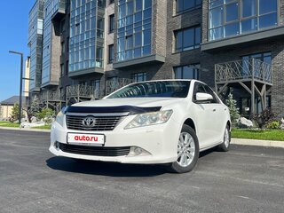 2012 Toyota Camry VII (XV50), белый, 1800000 рублей, вид 2