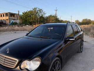 2005 Mercedes-Benz C-Класс 220 II (W203) Рестайлинг, чёрный, 720000 рублей, вид 1