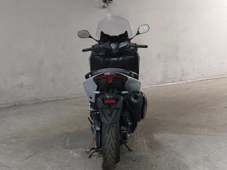 2021 Yamaha TMAX, серый, 1235000 рублей, вид 4