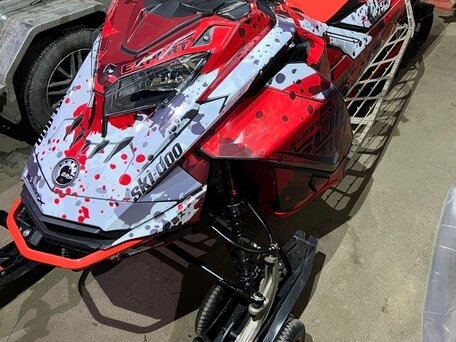 2022 BRP Ski-Doo Summit 850, красный, 2500000 рублей, вид 1