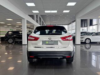 2015 Nissan Qashqai II, белый, 1795000 рублей, вид 4
