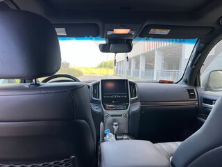 2020 Toyota Land Cruiser 200 Series Рестайлинг 2, чёрный, 10500000 рублей, вид 5