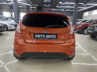 2016 Ford Fiesta Mk6 Рестайлинг, оранжевый, 799000 рублей, вид 5