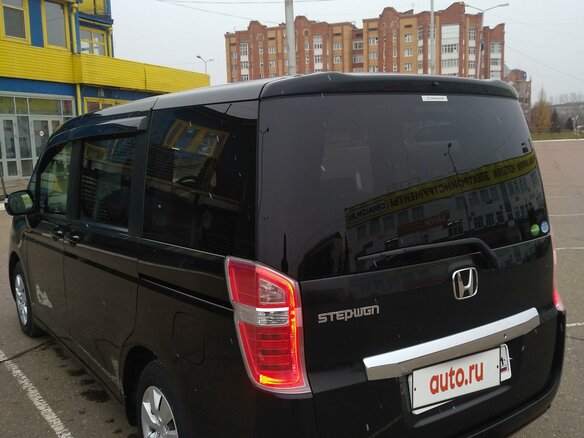 2014 Honda Stepwgn IV Рестайлинг, чёрный, 1450000 рублей - вид 3