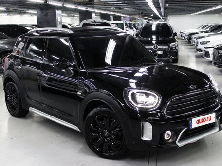 Mini Countryman II Рестайлинг