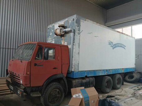 1994 КамАЗ 43253, красный, 650000 рублей, вид 1
