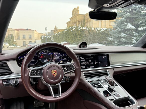 2017 Porsche Panamera Turbo II, синий, 10000000 рублей - вид 10