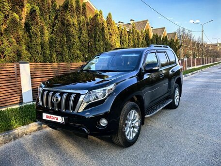 2016 Toyota Land Cruiser Prado 150 Series Рестайлинг 1, чёрный, 4190000 рублей, вид 3