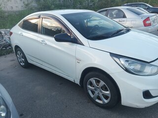 2011 Hyundai Solaris I, белый, 450000 рублей, вид 5