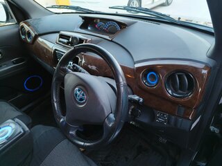 2014 Toyota bB II Рестайлинг, чёрный, 900000 рублей, вид 4