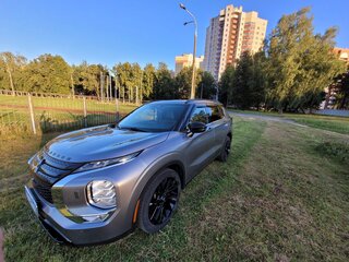2022 Mitsubishi Outlander IV, серый, 2733354 рублей, вид 2