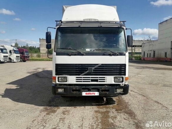 1995 Volvo FL, белый, 670000 рублей - вид 1