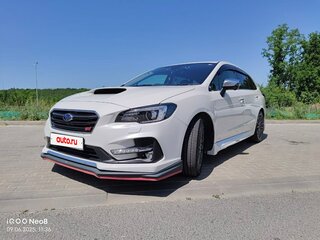 2018 Subaru Levorg I Рестайлинг, белый, 1850000 рублей, вид 3