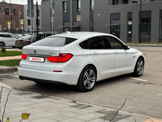 2011 BMW 5 серии Gran Turismo 530d xDrive VI (F10/F11/F07), белый, 1990000 рублей, вид 5