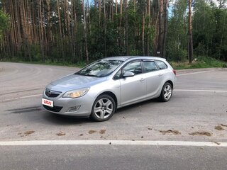 2012 Opel Astra J Рестайлинг, серебристый, 1000000 рублей, вид 1