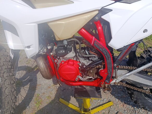 2021 Beta RR 2T 250/300, красный, 400000 рублей - вид 11