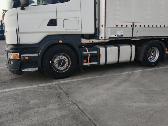 2006 Scania R-Series, белый, 3500000 рублей - вид 2