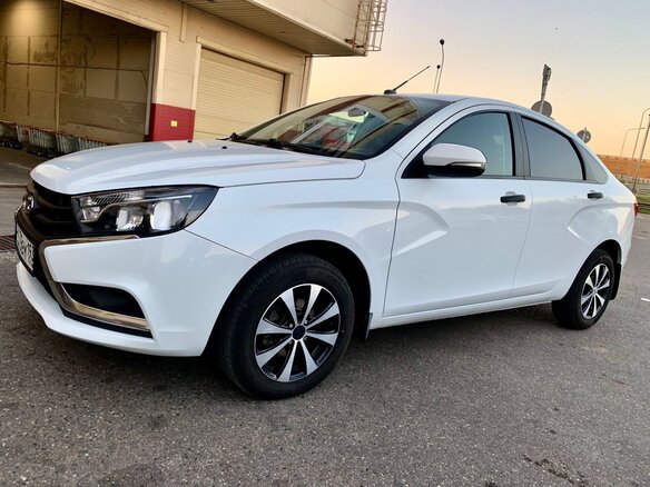 2021 Lada (ВАЗ) Vesta CNG I, белый, 1050000 рублей
