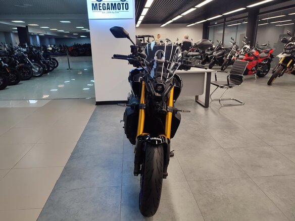 2021 Yamaha MT-09 (FZ-09), чёрный, 990000 рублей - вид 6